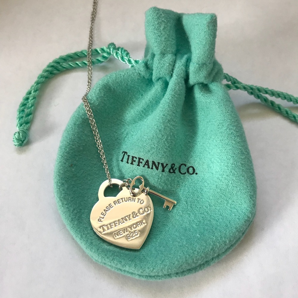 Tiffany & Co. Return to Tiffany’s heart & key